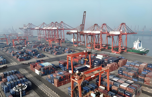 选择深圳报关行时具备海关AEO高级认证很重要吗？
